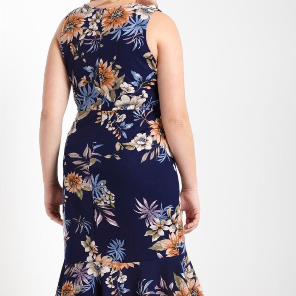 Navy Floral Printed Ruffle Plus Size - Picture 3 of 6